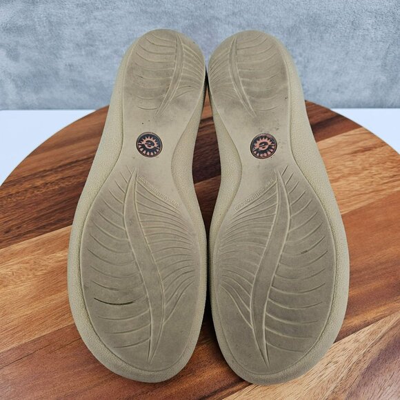 Earth Shoe Muse Sandals 10 Natural Leather Flower Embellished Open Toe Strappy - Picture 12 of 14